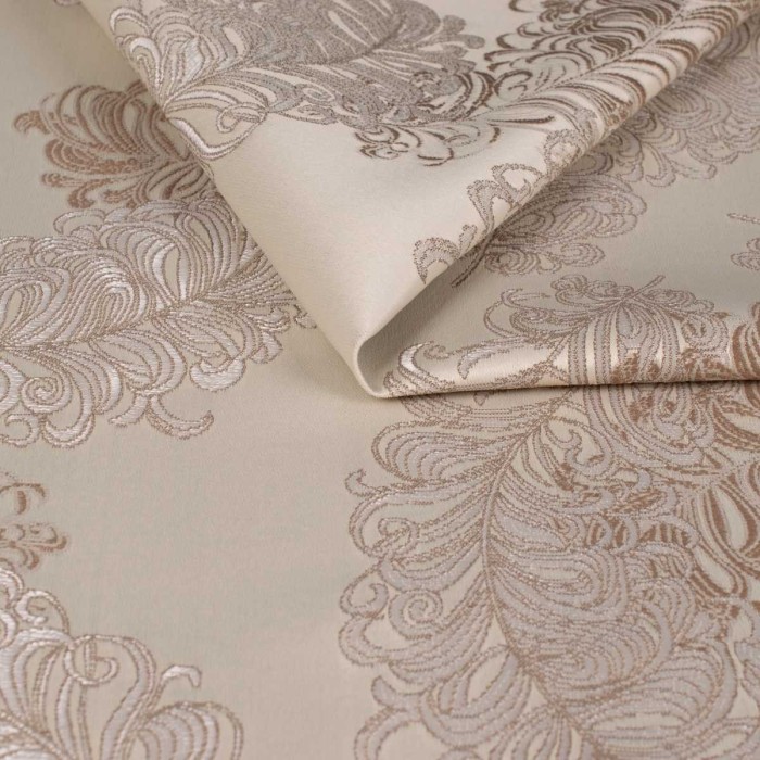 Tkanina tapicerska żakardowa Diva w kolorze kawy, zdobiona dużym, barokowym wzorem