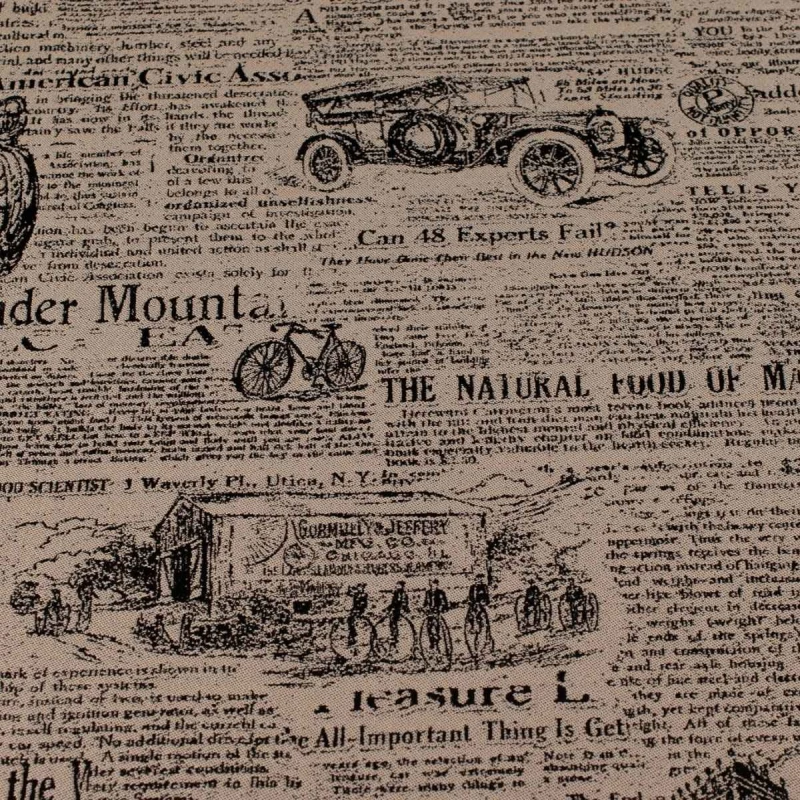 Kremowa tkanina obiciowa Oldpress z precyzyjnie tkanym wzorem starej gazety – Obiciowe.pl