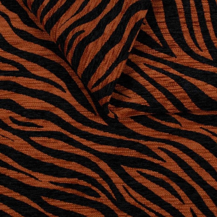 Zebra brązowo-czarna. Tkanina obiciowa we wzory zwierzęce Zebra brązowo-czarna – zbliżenie na strukturalny splot i tkany wzór materiału tapicerskiego